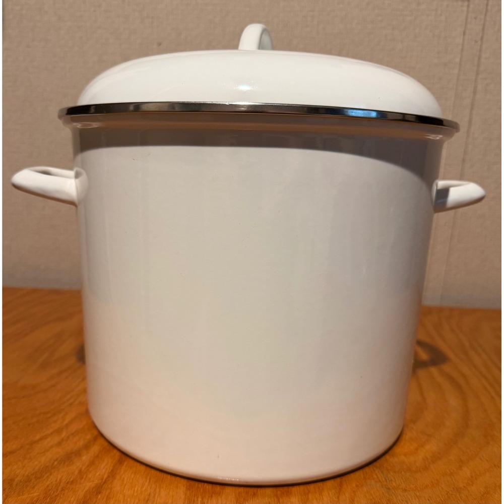 Crofton White Enamel on Steel Stock Pot with Lid Induction Safe Farmhouse Style